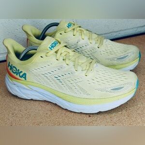 Hoka One One Clifton 8 Yellow Pear Sweet Corn Orange Running Shoes- Women’s 10B